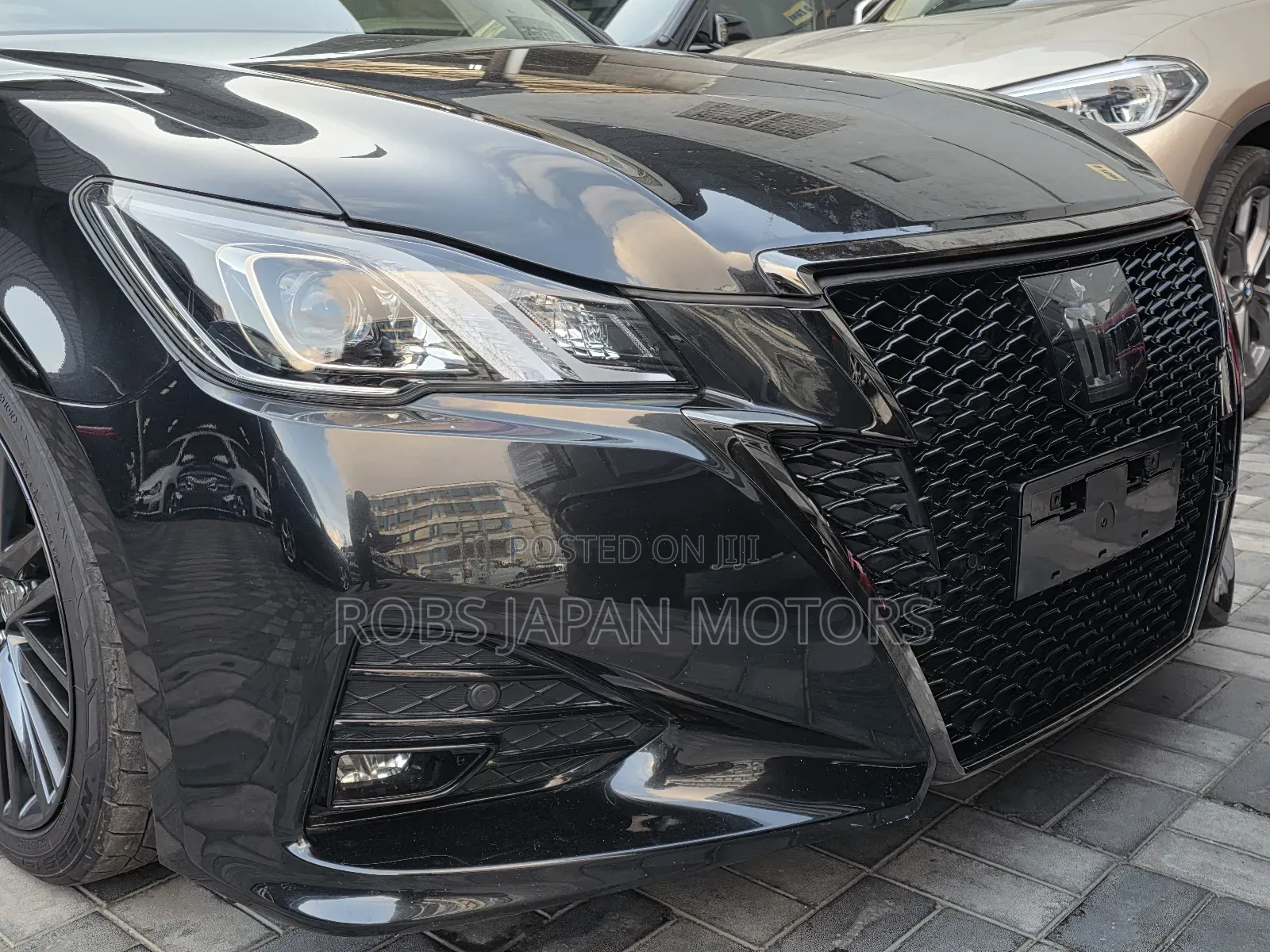 Toyota Crown 2018 Black