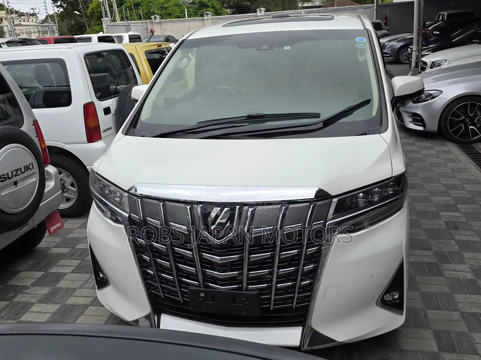 Toyota Alphard 3.5 Petrol FWD 2018 White