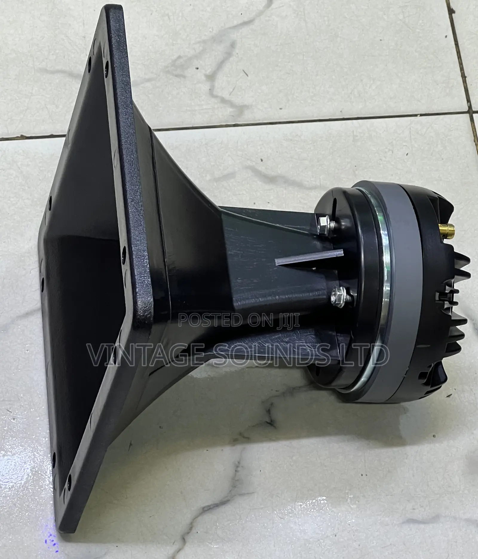 75.5mm Coil B C Compression Tweeter Driver 9 by 9 Horn Flare