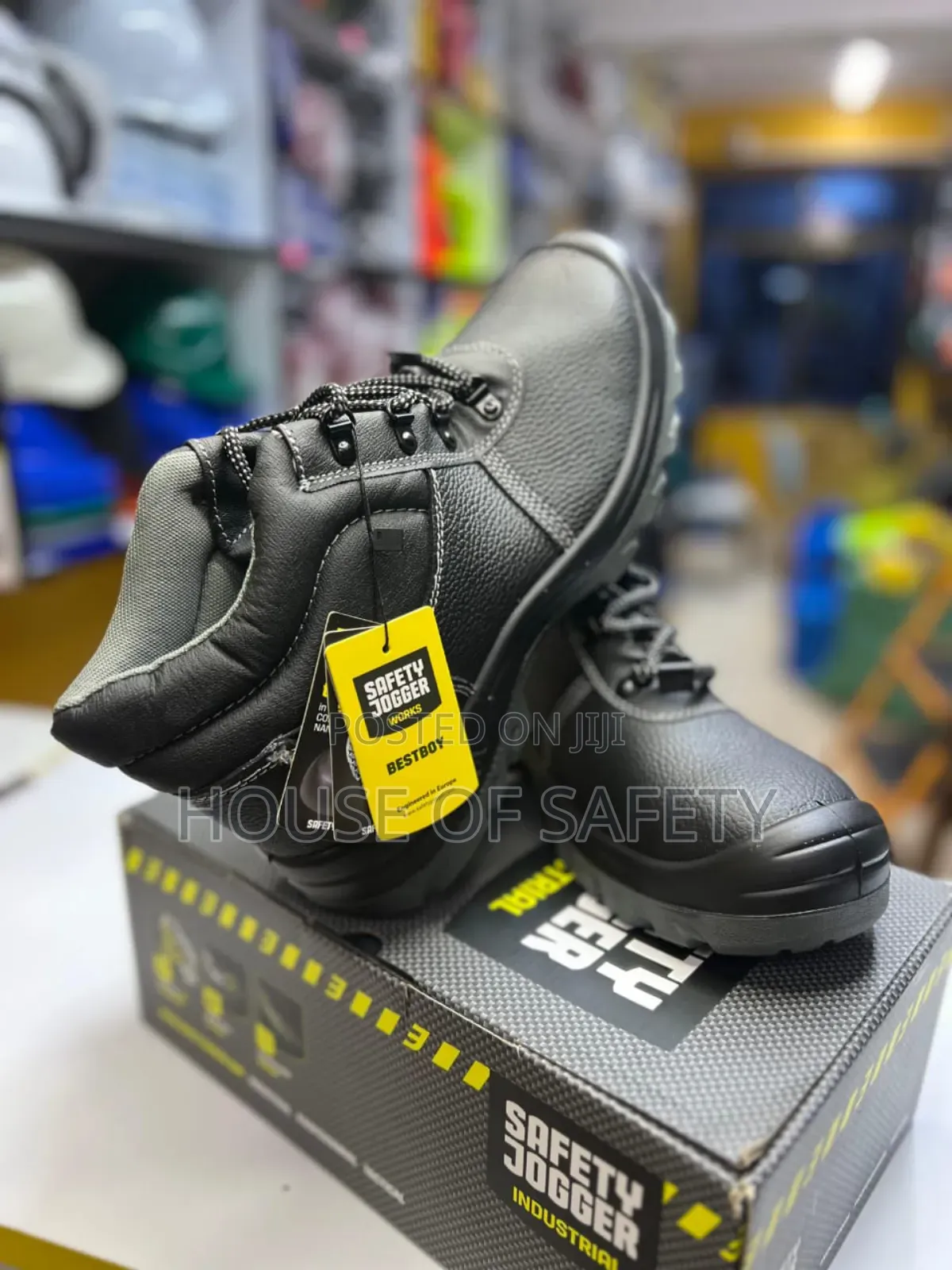 High-Quality Boots Jogger