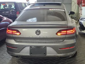 Volkswagen Arteon 2.0T SEL Premium R-Line w/20 AWD 4MOTION 2019