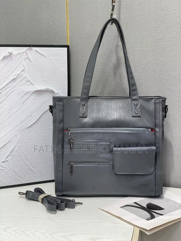 Simple Quality Shoulder Bag - main view