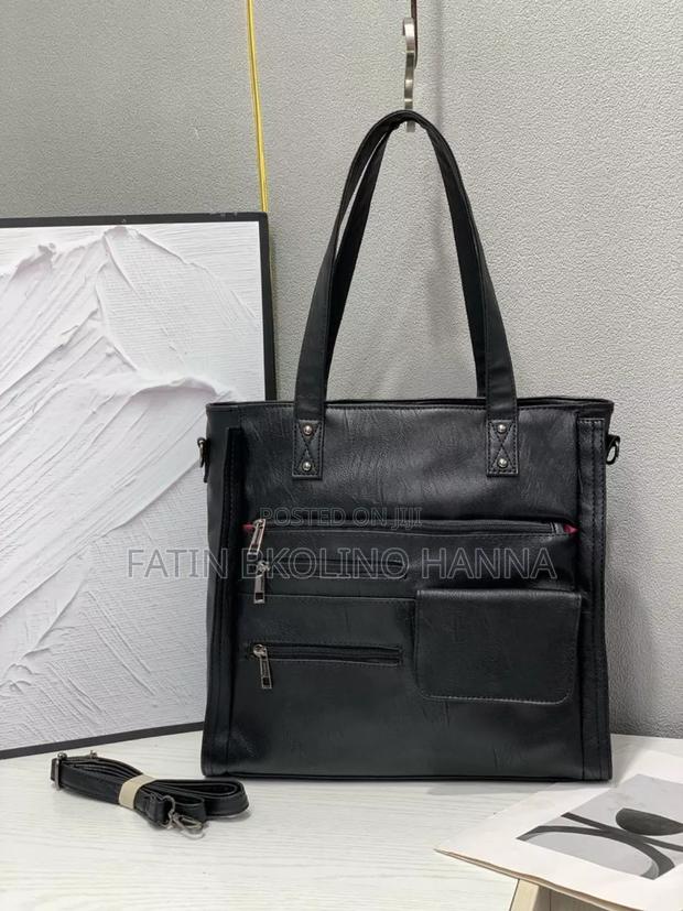 Simple Quality Shoulder Bag - thumbnail 3
