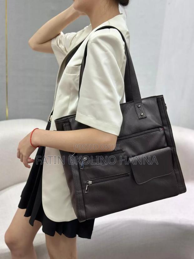 Simple Quality Shoulder Bag - thumbnail 4