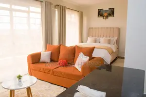 Modern Furnished Studio Airbnb in Ruaka