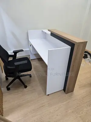 1.8m Advanced Modern Reception Desk
