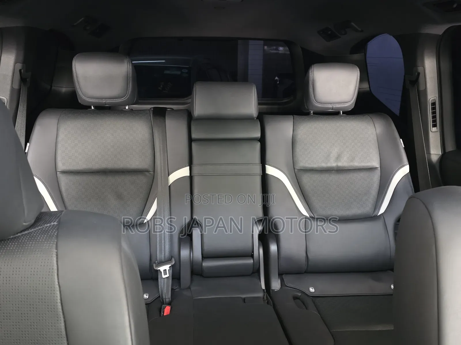 Toyota Land Cruiser 3.3 Diesel 4WD 2022 Gray