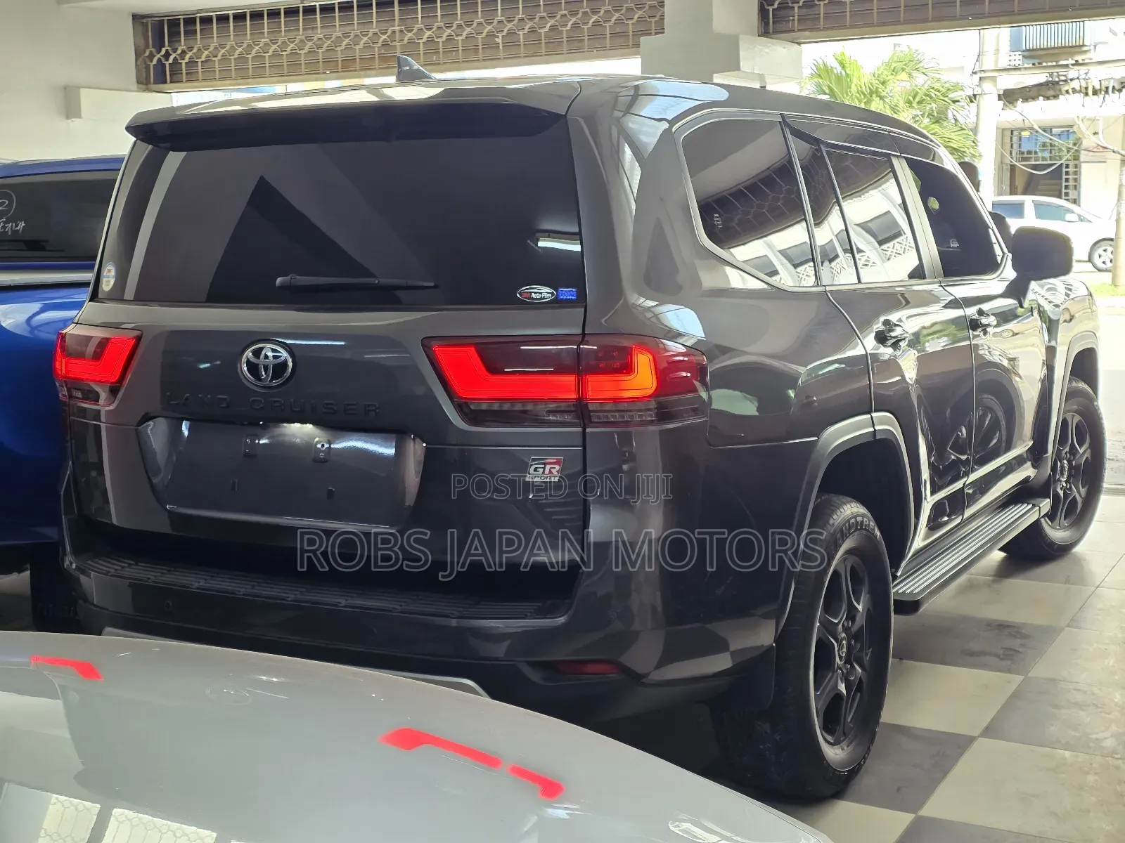 Toyota Land Cruiser 3.3 Diesel 4WD 2022 Gray