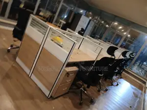 8-Way Modern Workstation