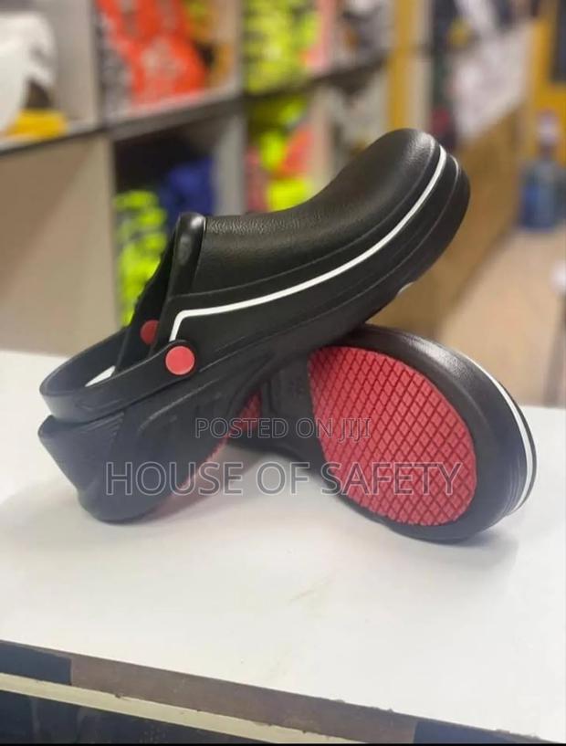 Chef Crocs - main view