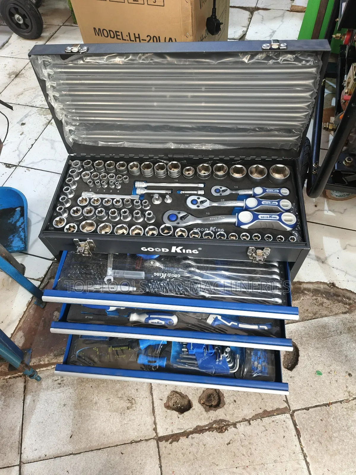 Good King Universal 408-Piece Mechanics Tool Set With 3 Drawer