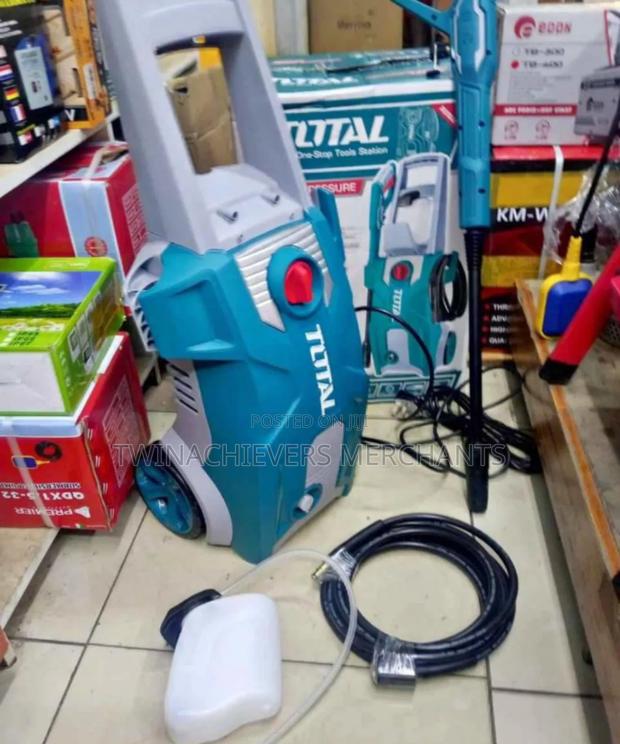 Total High Pressure Washer/Carwash 1800w/