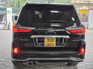 Lexus LX 570 AWD 2017 Black
