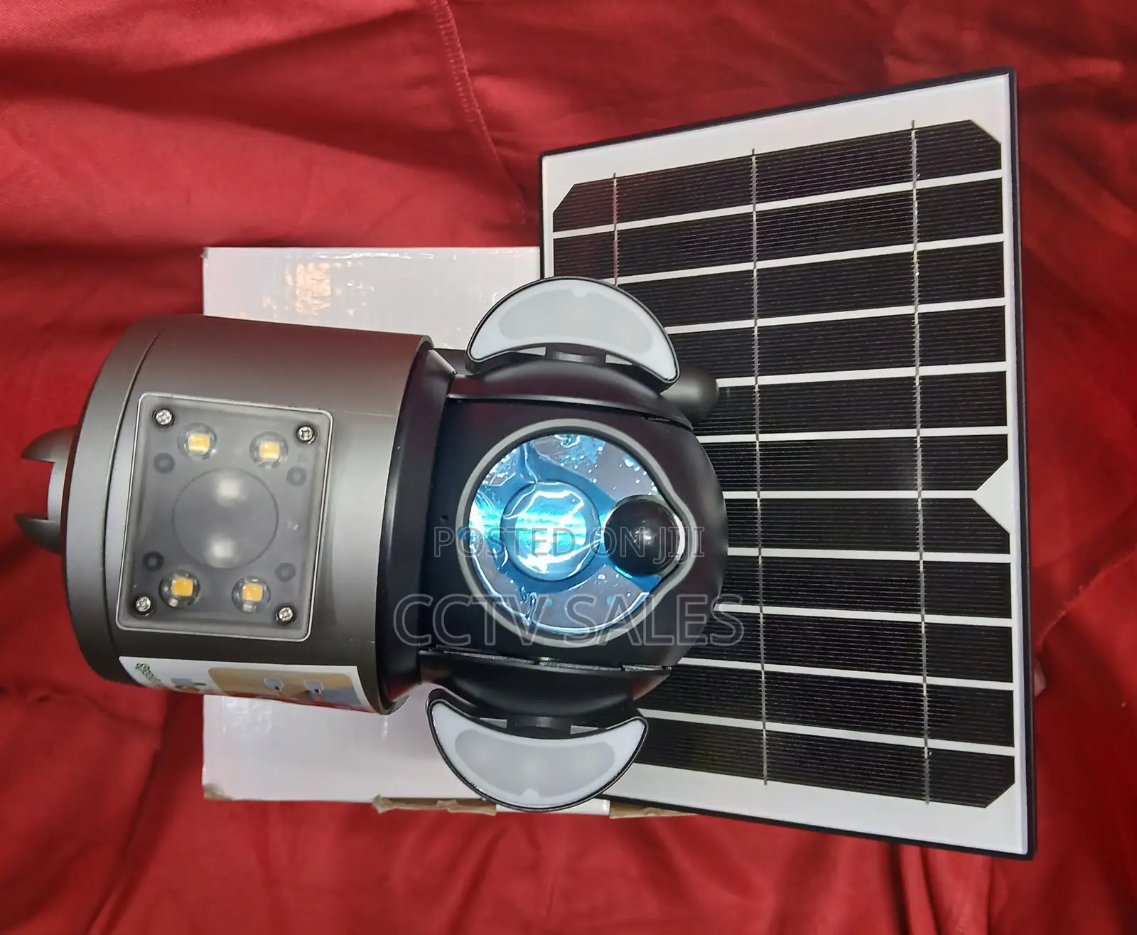 Wireless Solar Powered Floodlight PTZ Camera With Night Light