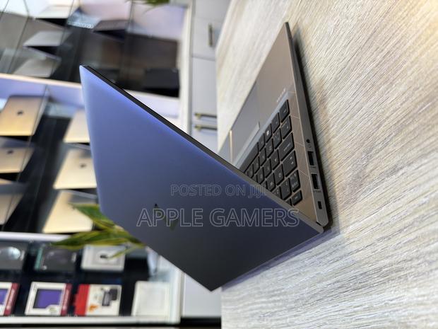 Laptop HP ZBook Firefly G8 32GB Intel Core I7 SSD 512GB - thumbnail 3