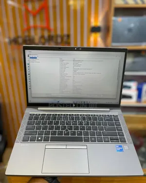 Laptop HP ZBook Firefly G8 32GB Intel Core I7 SSD 512GB