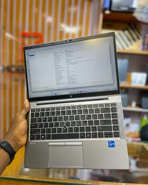 Laptop HP ZBook Firefly G8 32GB Intel Core I7 SSD 512GB