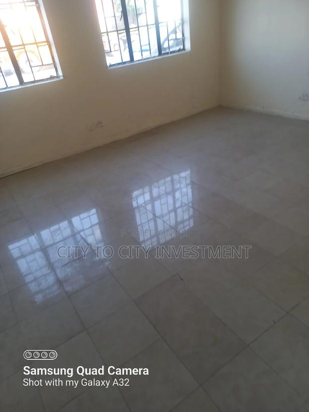 Godowns Offices N Warehouse - main view