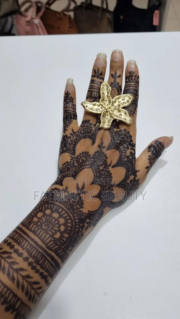 Chunky Star Fish Ring - thumbnail 2