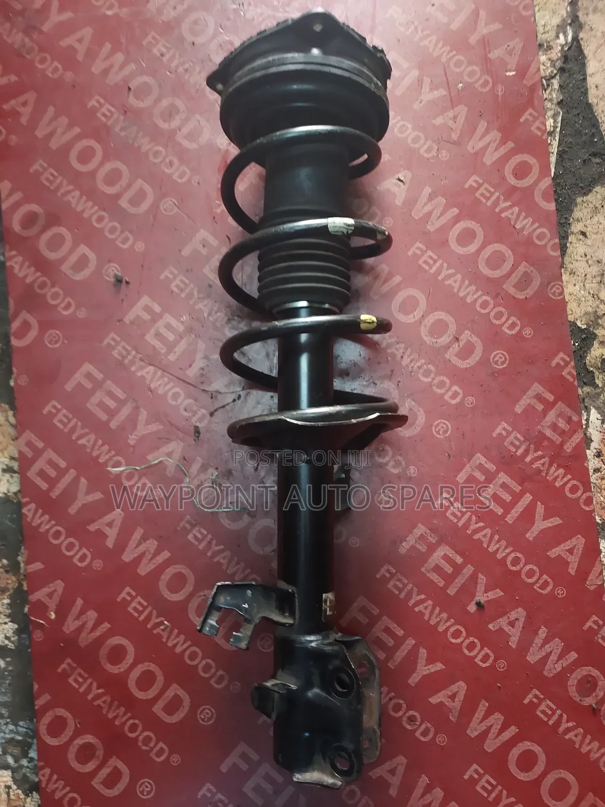 Nissan Tiida/Note Front Shock Absorber