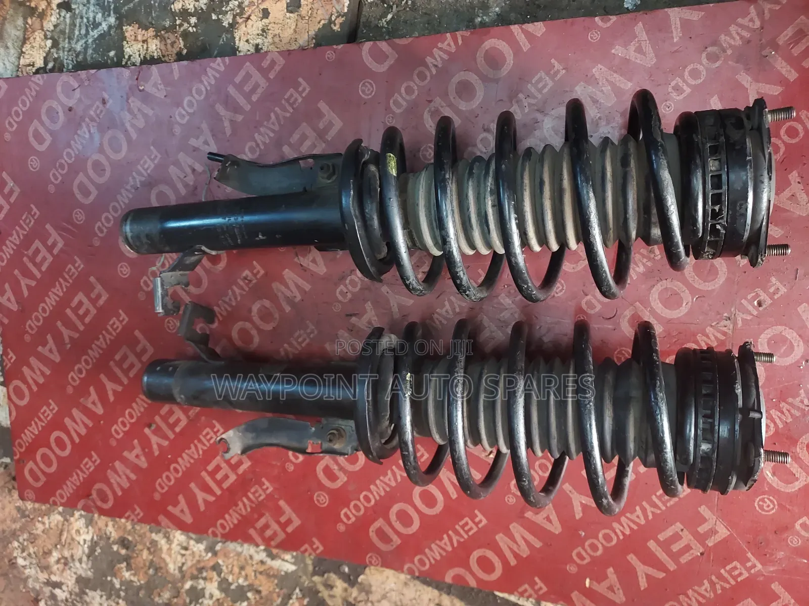 Front Shock Absorber Mazda Demio 2005-2006 Dy3