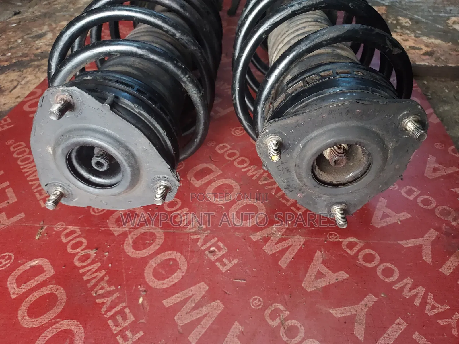 Front Shock Absorber Mazda Demio 2005-2006 Dy3