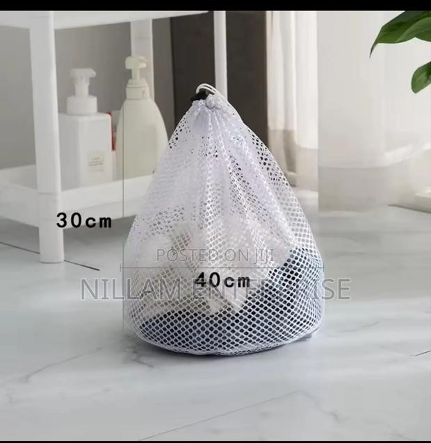 Large Washing Laundry Bag Mesh Organizer - thumbnail 4