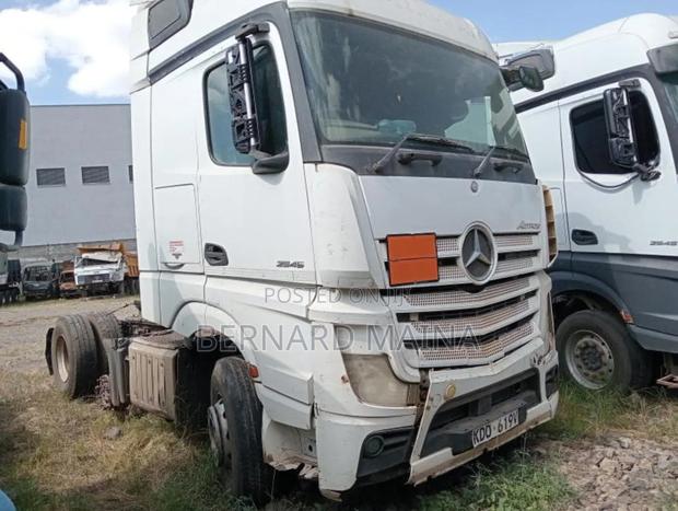 Mercedes Benz |
Actros 2545 No Engine - main view