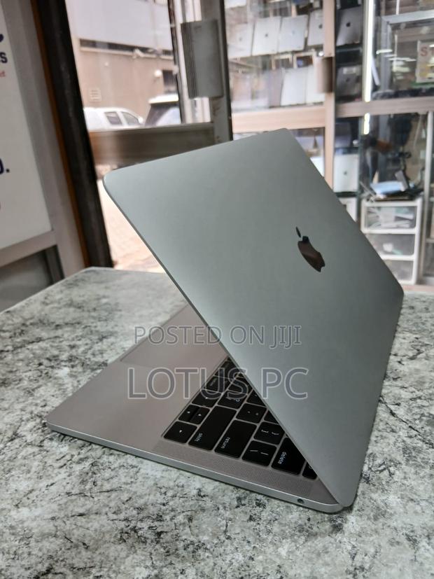 Laptop Apple MacBook Pro 2017 8GB Intel Core I5 SSD 256GB - thumbnail 3