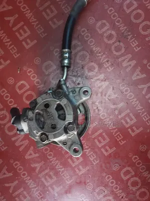 Power Steering Pump / Honda CRV/Stepwagon/Re4