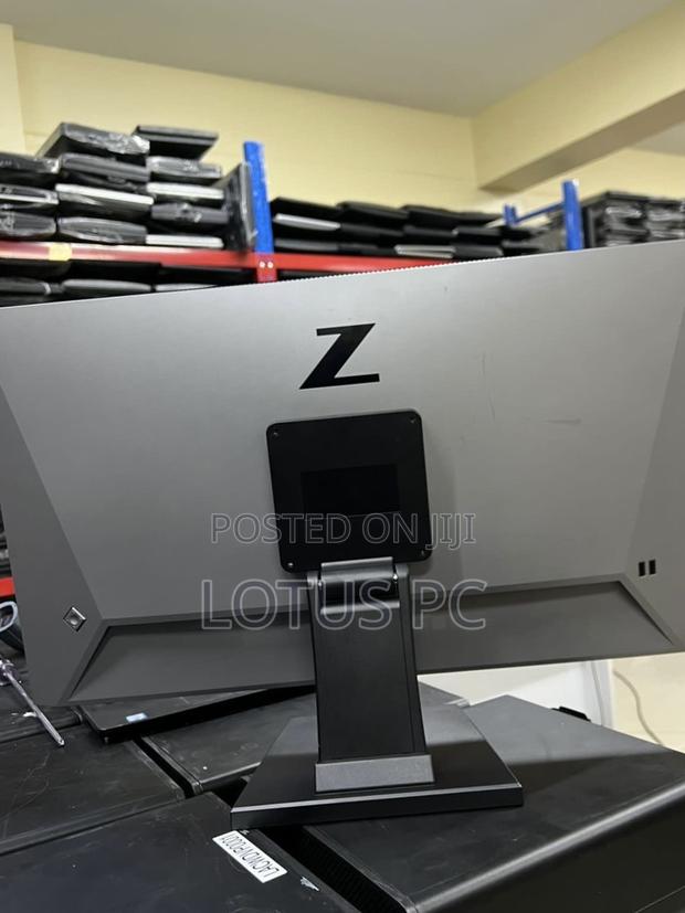 Hp 27inch Monitor - main view