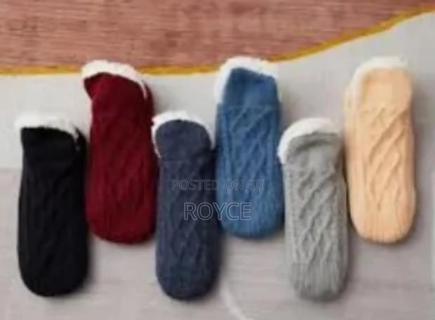Indoor Anti- Slip Thermal Socks - Pair - thumbnail 4