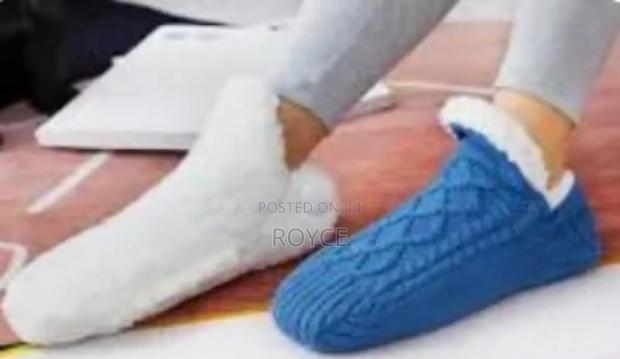 Indoor Anti- Slip Thermal Socks - Pair - thumbnail 5