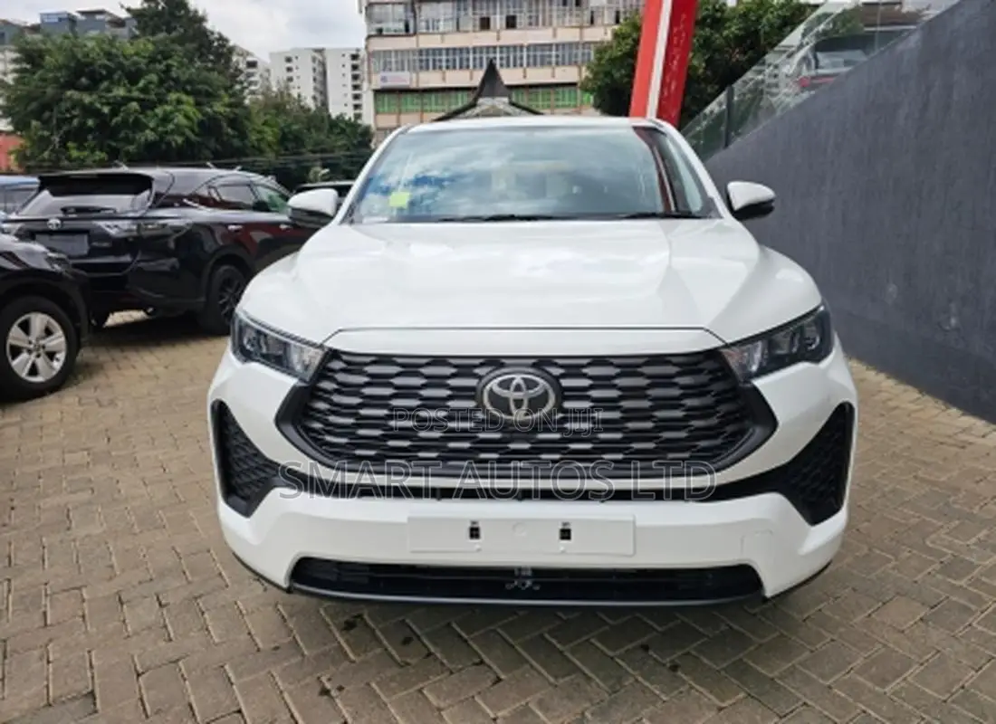 New Toyota Innova 2024 White