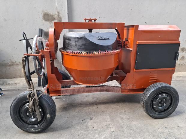 Titan Concrete Mixer With 4-Wheels - main view