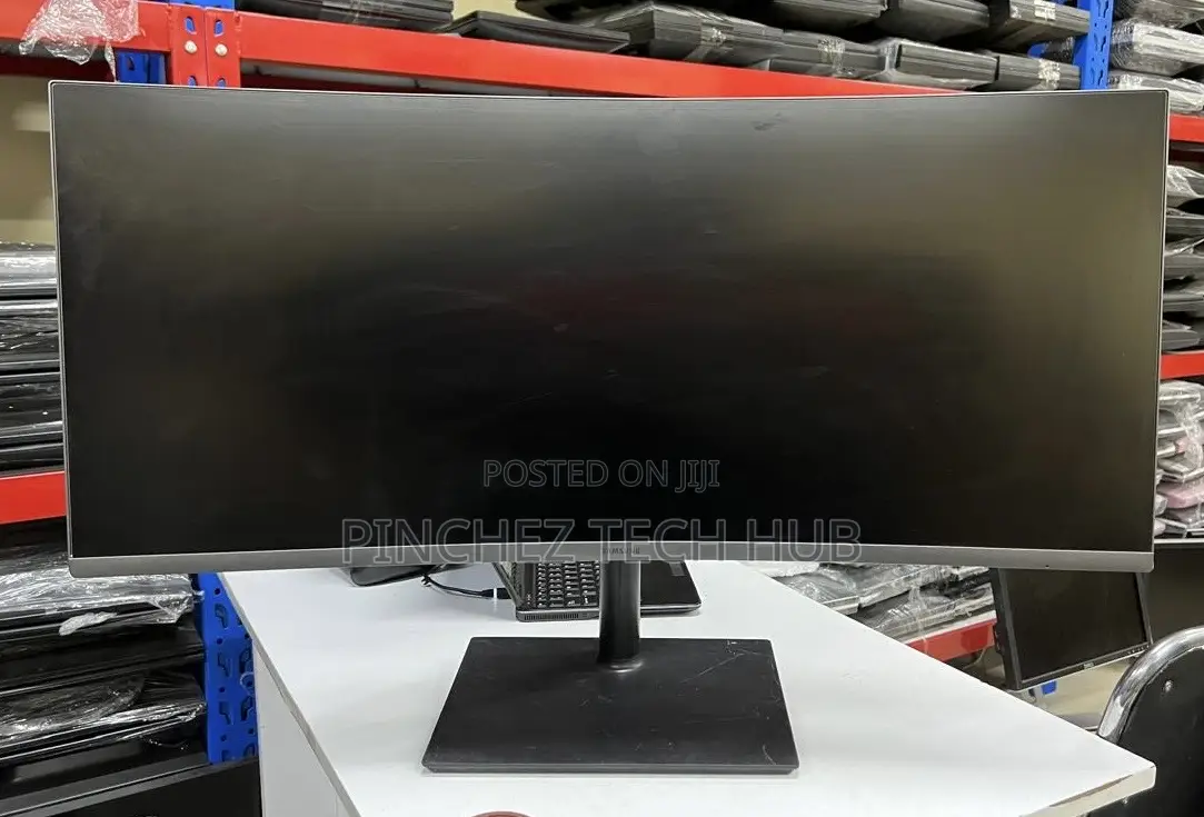 Samsung 34" Utrawide Curved" Model: C34h890wjn