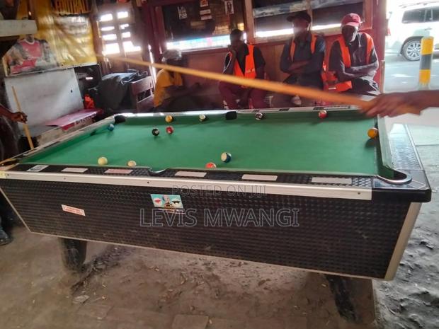 Pool Table - thumbnail 6