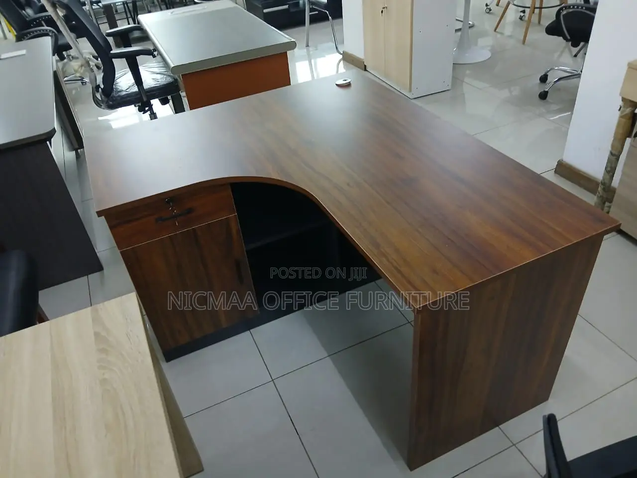 Locally Assembled Curved Desk