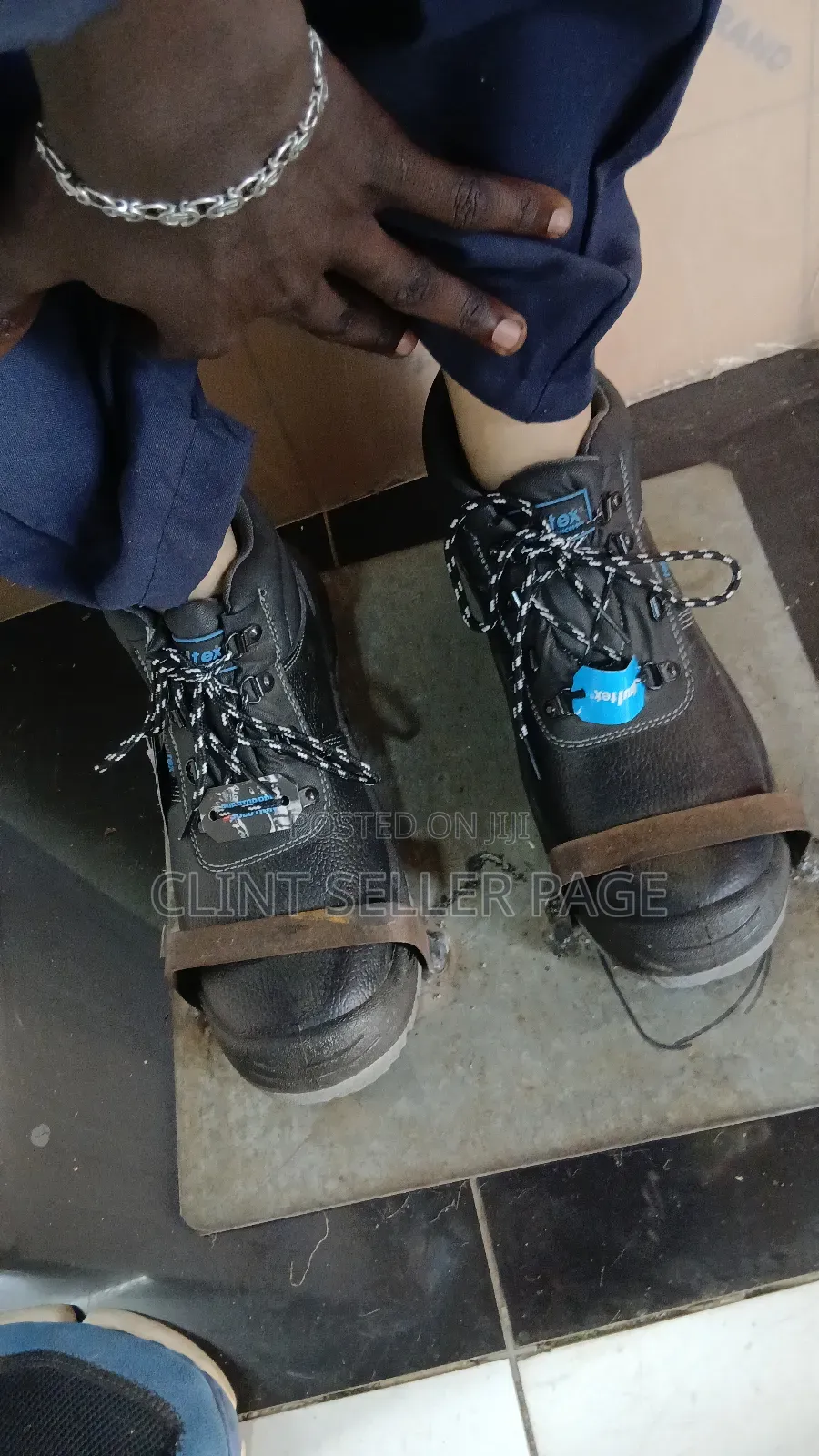 Safety Shoes (Boots) Vaultex