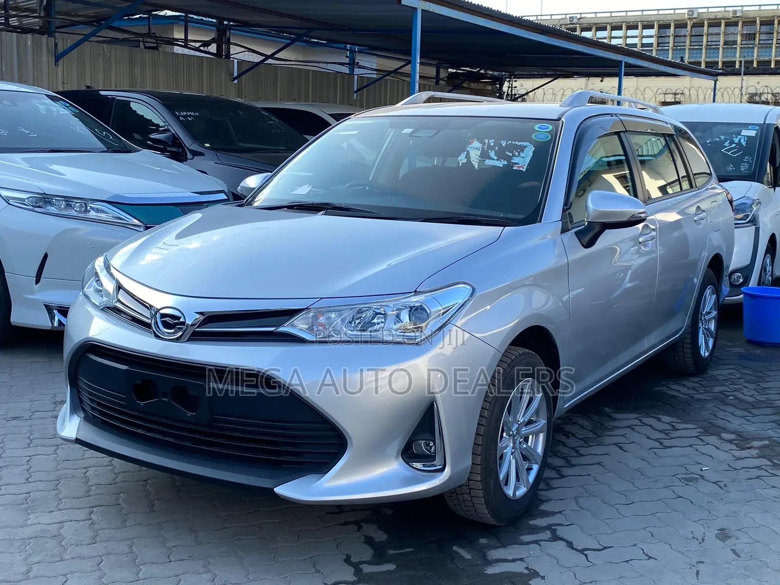 Toyota Corolla Fielder 2018 Silver