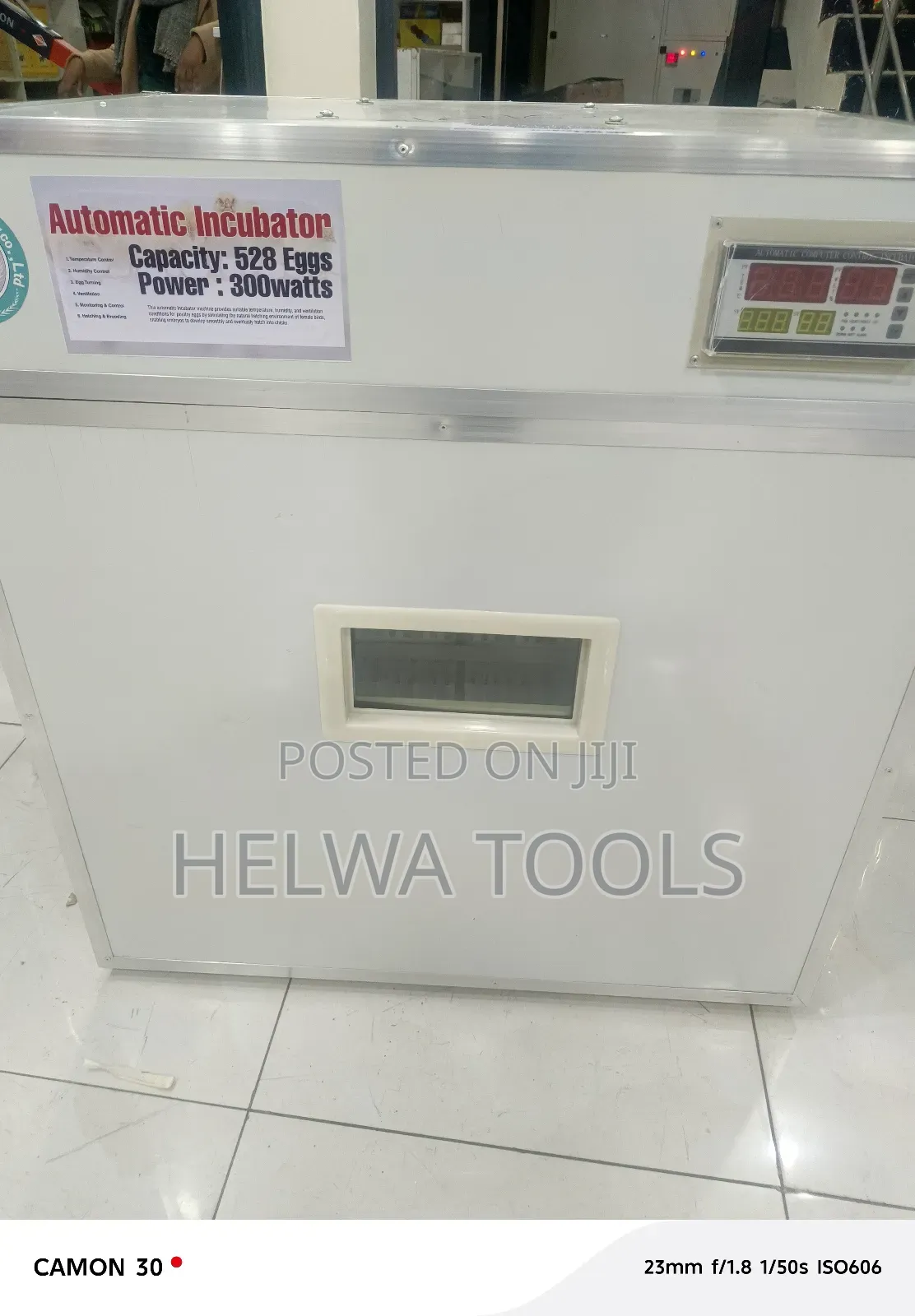 528 Capacity Eggs Incubator and Infrared Bulb