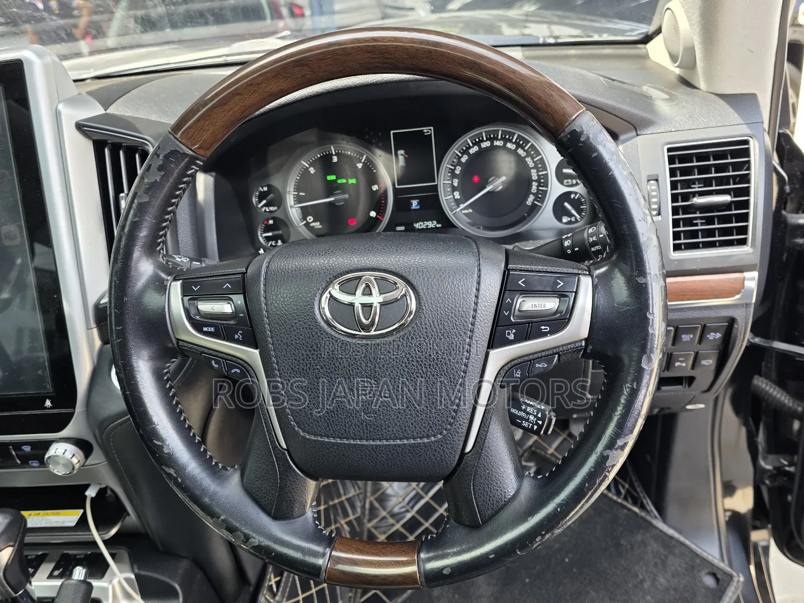 Toyota Land Cruiser 4.5 V8 TD 2019 Black