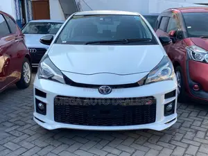Toyota Vitz 2018 White