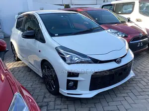 Toyota Vitz 2018 White