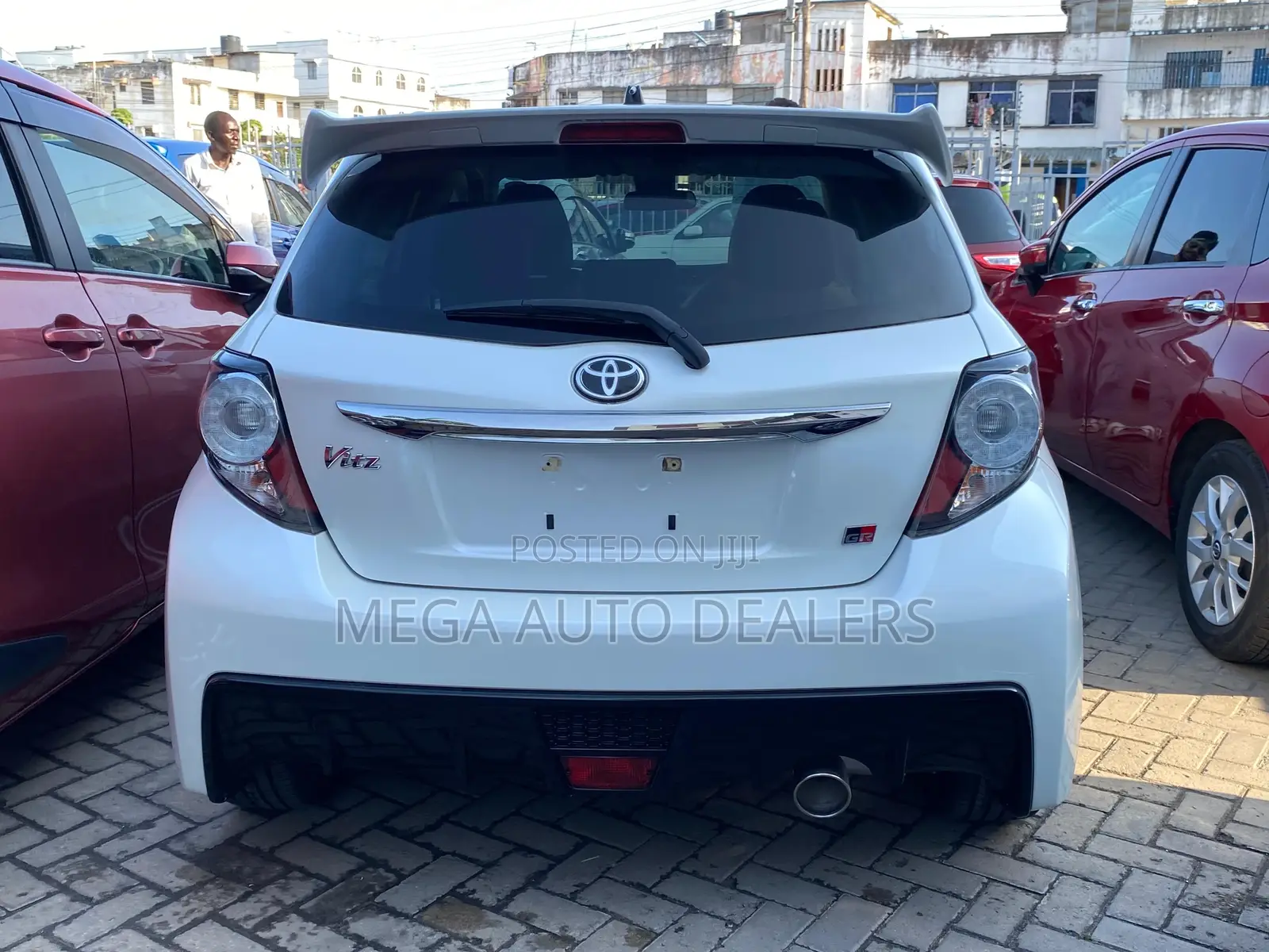 Toyota Vitz 2018 White