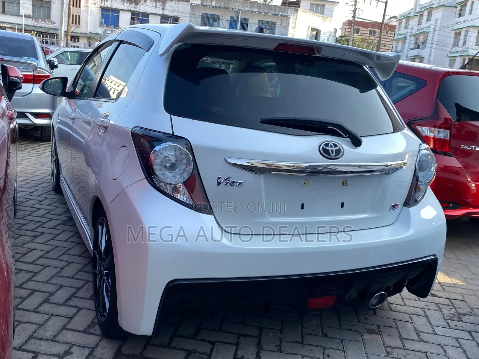 Toyota Vitz 2018 White