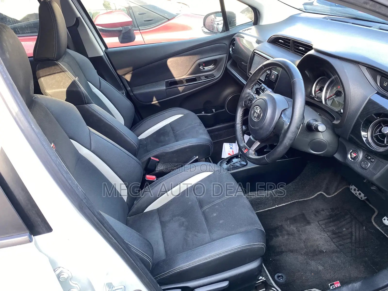 Toyota Vitz 2018 White