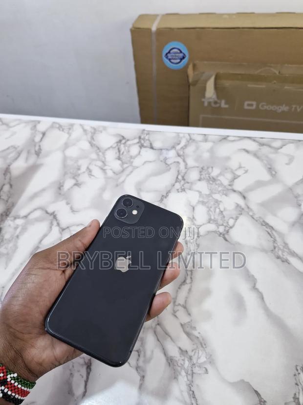 Apple iPhone 11 64 GB Black - thumbnail 4