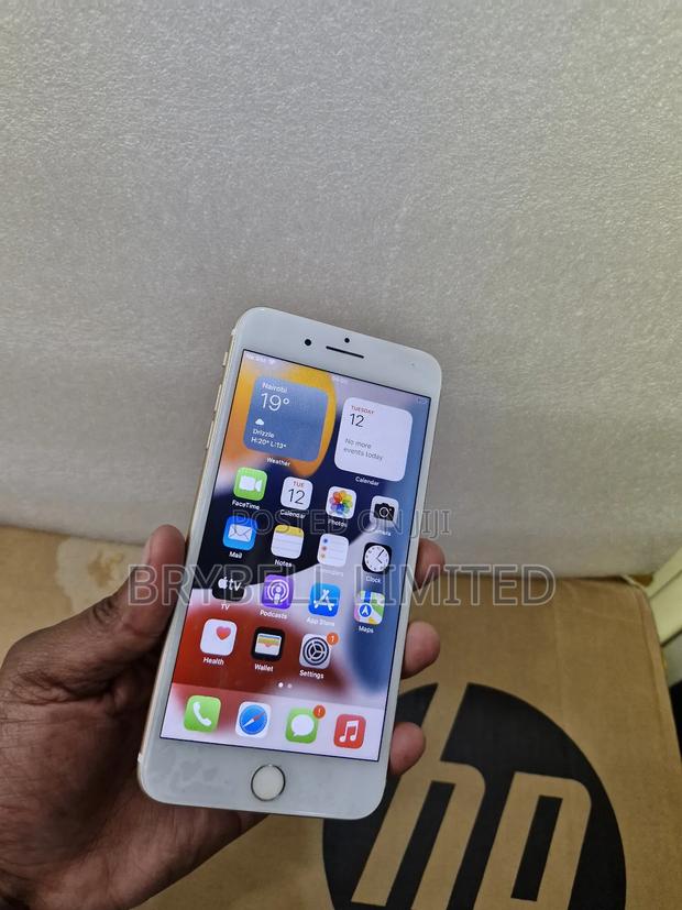 Apple iPhone 7 Plus 128 GB Gold - main view