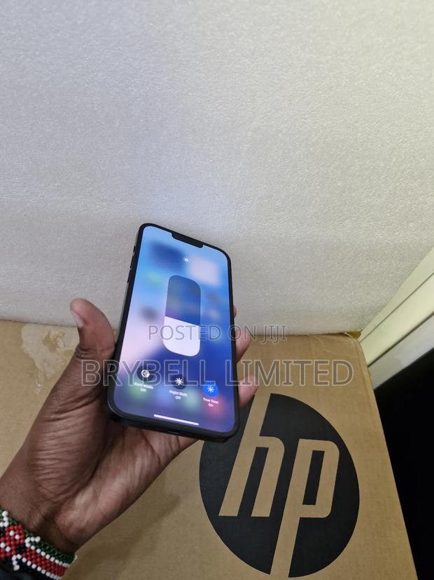 Apple iPhone 14 Plus 128 GB Black - thumbnail 4